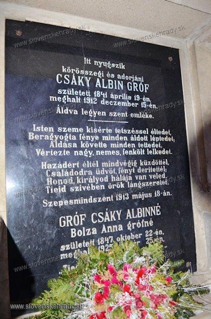 Bijacovce - hrobka rodu Csky de Krsszegh et Adorjn/von Bolza
