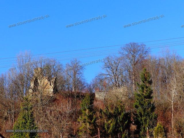 Gelnica - pohad na hrad z mesteka Gelnica