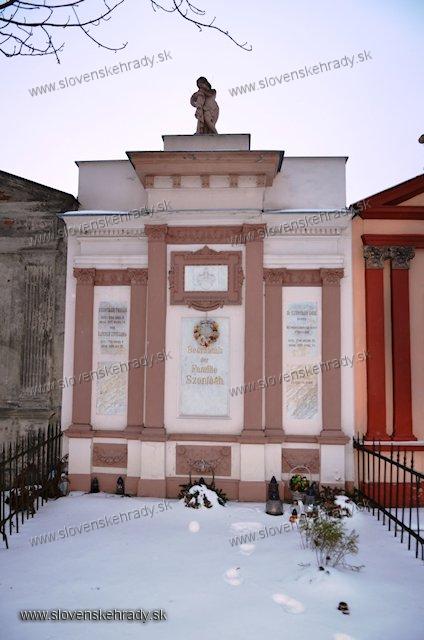 Kemarok - hrobka rodu Igli s zabari Szontagh