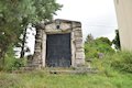 Kišovce - hrobka rodu Kissóczy - Uhlarik