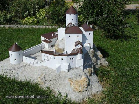 Korltka - model hradu v Podol