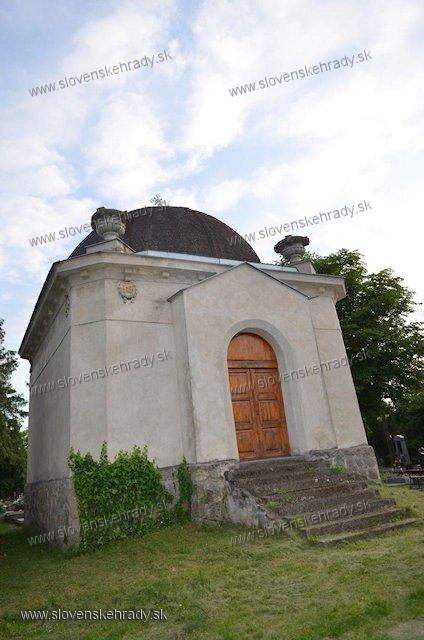 Lehnice - hrobka rodu Benyovszky