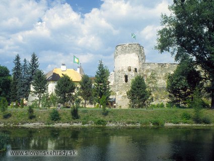 Liptovsk Hrdok - hrad s katieom