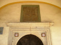 Markuovce - renesanno-rokokov katie - erbov doska nad vstupnm portlom