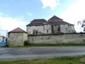 Nin ebastov - pvodne renesann katie postaven na mieste niekdajieho hradu