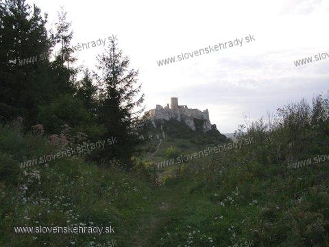 Spisk hrad - pohad od chrnenho zemia Drevenk