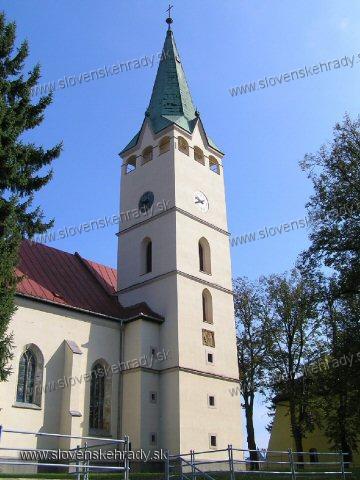 Stropkovsk hrad - strna vea a zvonica rmskokatolckeho kostola - sas Stropkovskho hradu - jun pohad