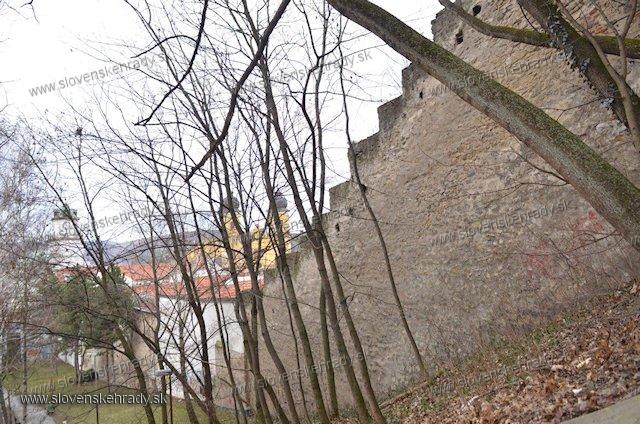 Trenn - mestsk hradby